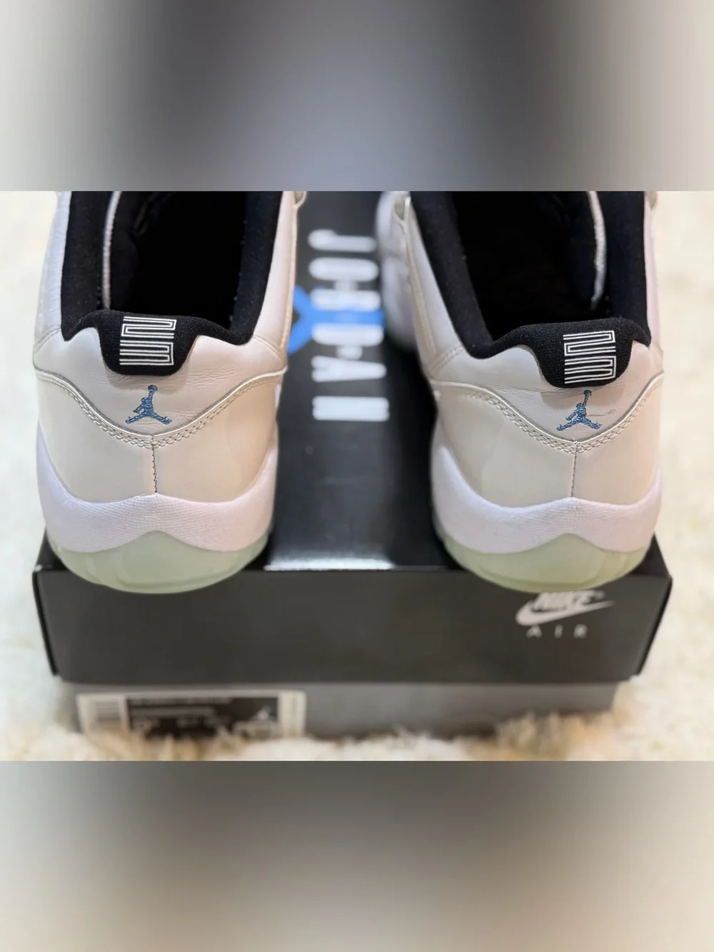 Jordan 11 Retro Low Legend Blue - Men’s 9.5 / Women’s 11 - AV2187-117